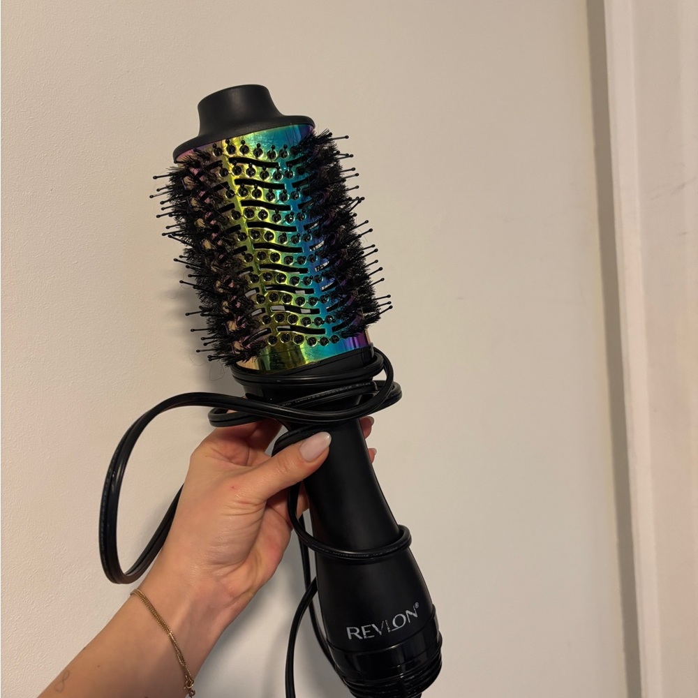 Revlon Iridescent Rainbow Barrel Hot Air Brush - Black Handle